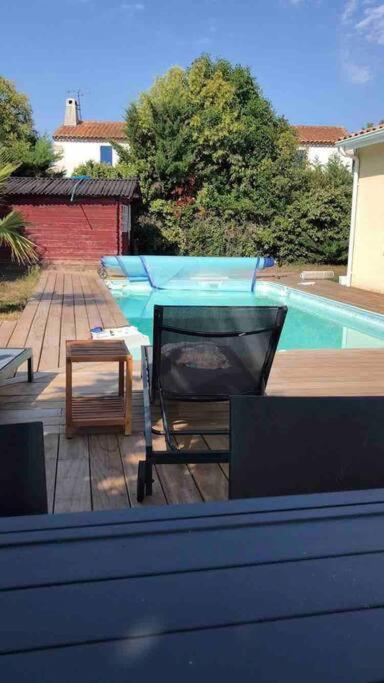 Villa Calme & Confort, Piscine, Jardin, Parking Bruges